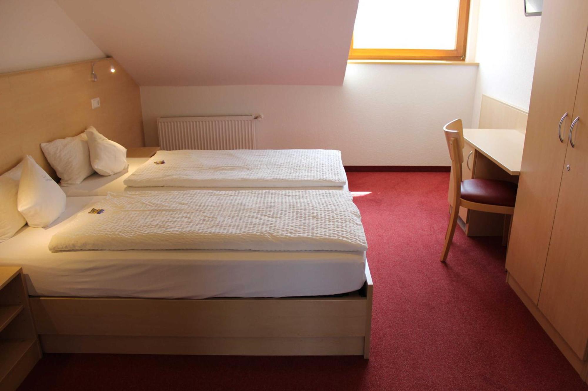 Gaestehaus Zum Wolffenturm Lehrensteinsfeld ห้อง รูปภาพ