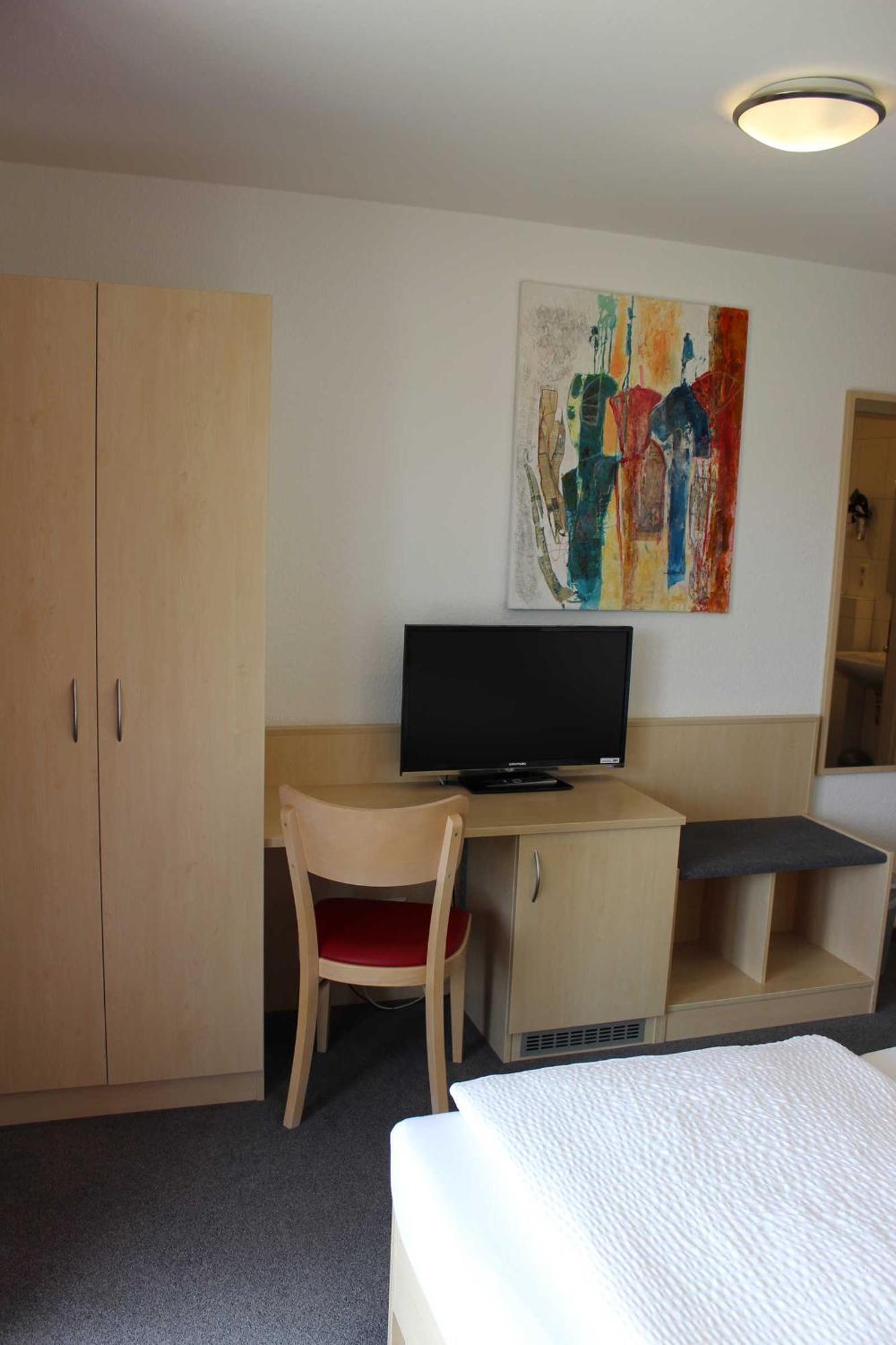 Gaestehaus Zum Wolffenturm Lehrensteinsfeld ภายนอก รูปภาพ